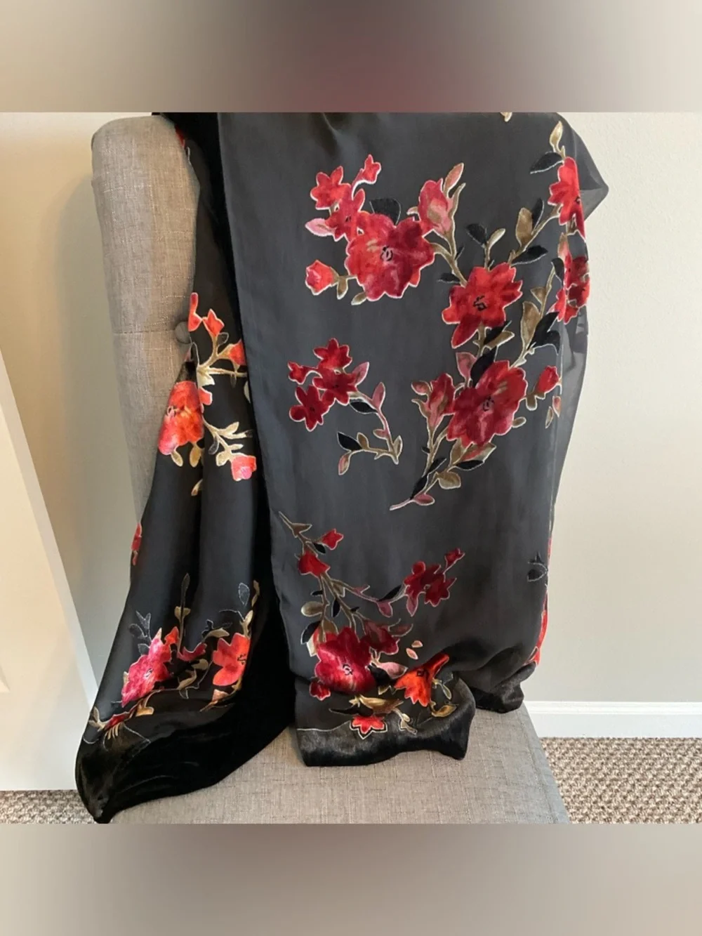 Macy’s Black Velvet-Like Reversible Shawl or Scarf